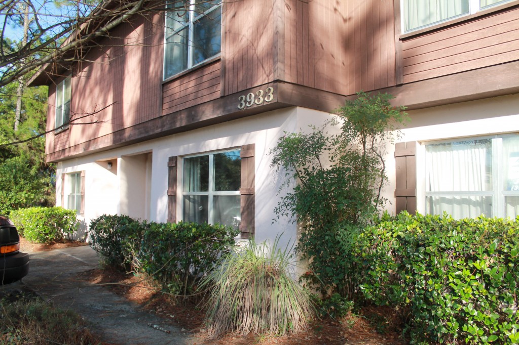 Southwood condo entrance