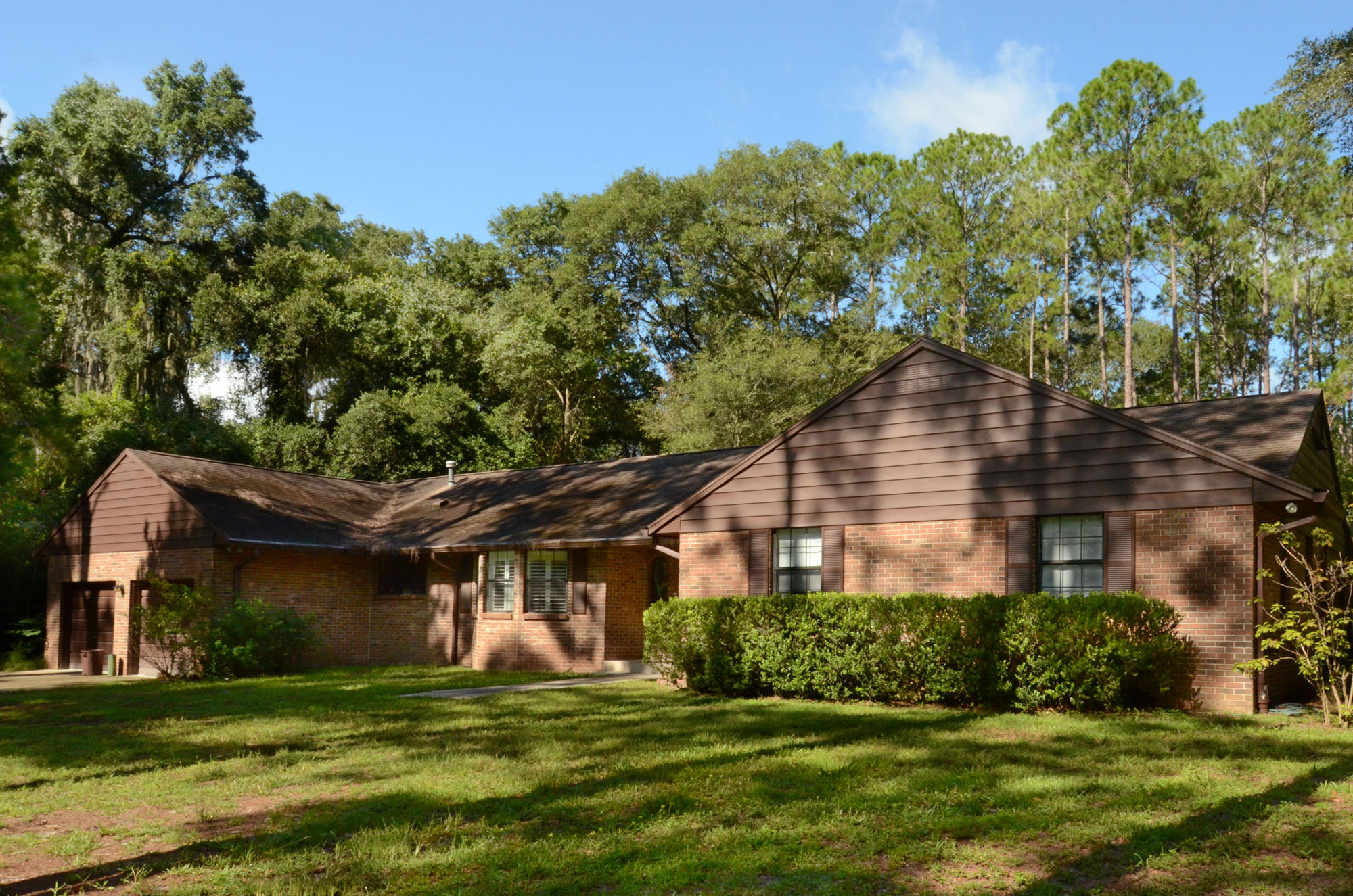 Sold: Beautiful Brick Home in NW Gainesville